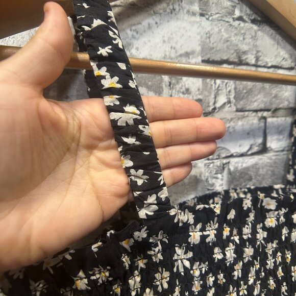 EUC ASOS Design Cami Mini Sundress Black w/ Raw Daisy Print size 4 - Picture 5 of 13